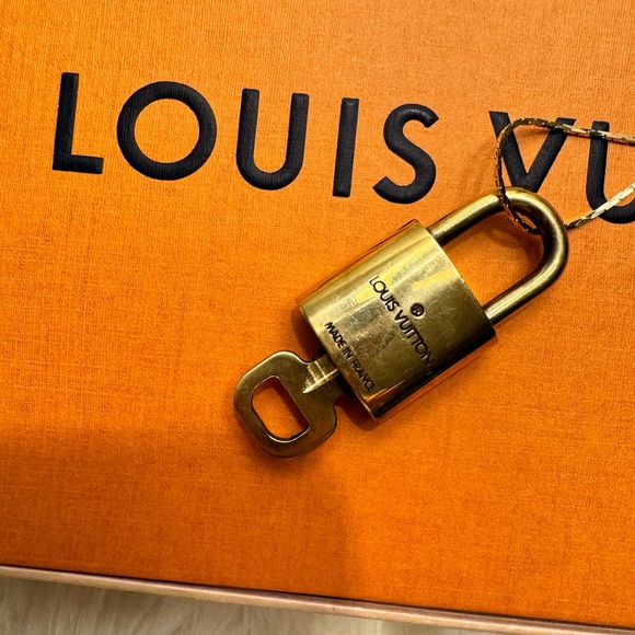 Louis Vuitton Lock and Key on Gold Chain Necklace - Picture 3 of 4